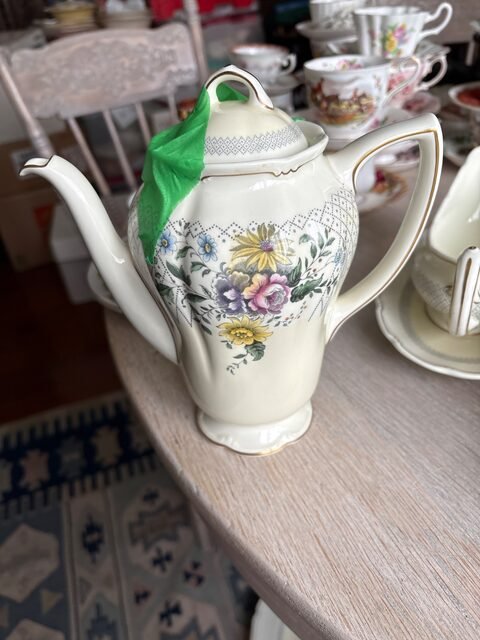 Item from the estate sale in Oro